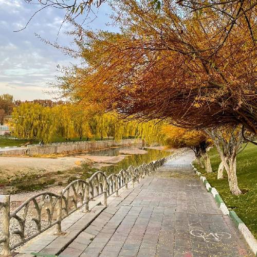 من نتوانم نتوانم نتوانم من غرق گناهم تو عذر گناهی